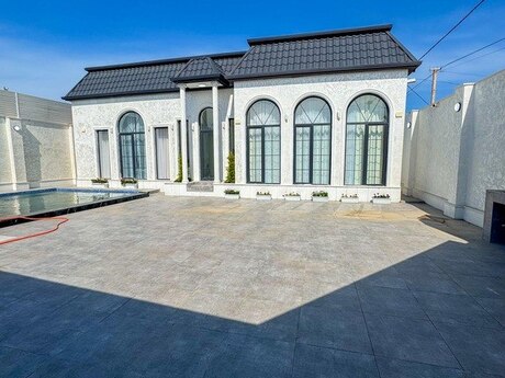 5 otaqlı həyət evi/bağ evi - Şüvəlan q. - 190 m²