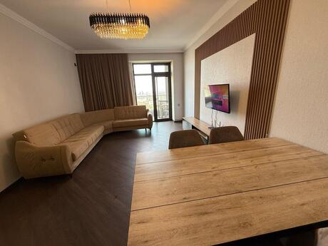 3 otaqlı yeni tikili - 8 Noyabr m. - 120 m²