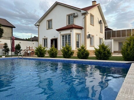 5 otaqlı həyət evi/bağ evi - Mərdəkan q. - 350 m²