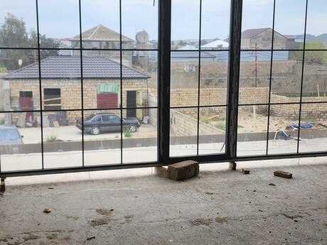 4 otaqlı həyət evi/bağ evi - Şüvəlan q. - 400 m²