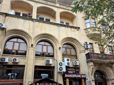 Elan №5141942 - Bakı, Sahil m., 4 otaqlı, 166 m², 4/5 mərtəbə