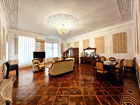 4 otaqlı köhnə tikili - Sahil m. - 166 m²