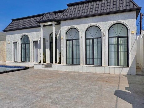5 otaqlı həyət evi/bağ evi - Şüvəlan q. - 175 m²