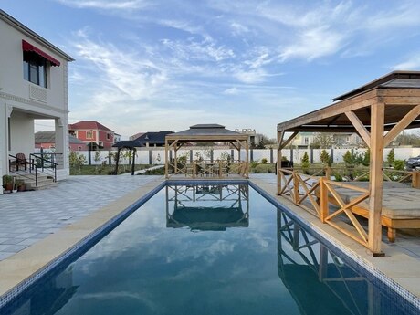 6-комн. дом/дача - пос. Мардакан - 400 м²