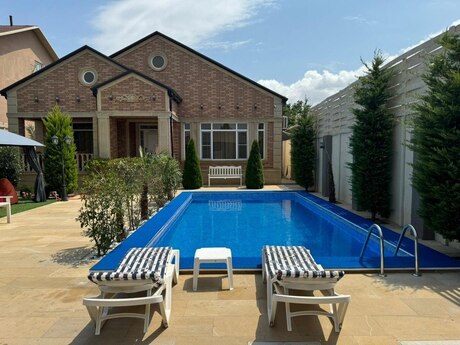 4 otaqlı həyət evi/bağ evi - Şağan q. - 200 m²
