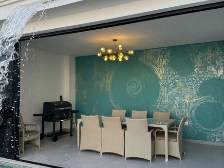 5 otaqlı həyət evi/bağ evi - Mərdəkan q. - 220 m²