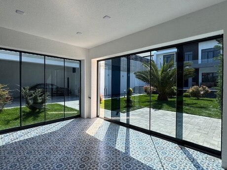 5 otaqlı həyət evi/bağ evi - Mərdəkan q. - 250 m²