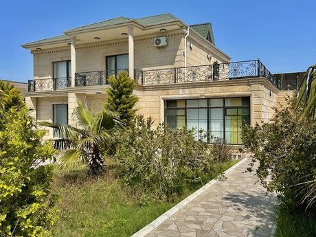 5 otaqlı həyət evi/bağ evi - Mərdəkan q. - 300 m²