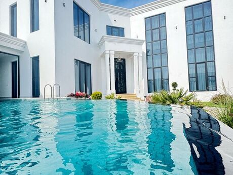 5 otaqlı həyət evi/bağ evi - Mərdəkan q. - 350 m²