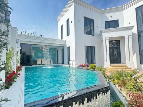 5 otaqlı həyət evi/bağ evi - Mərdəkan q. - 350 m²