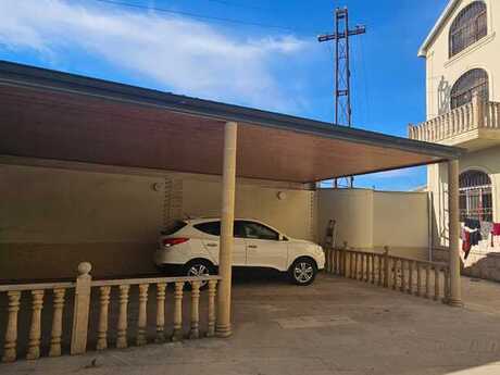 7 otaqlı həyət evi/bağ evi - Bakıxanov q. - 300 m²