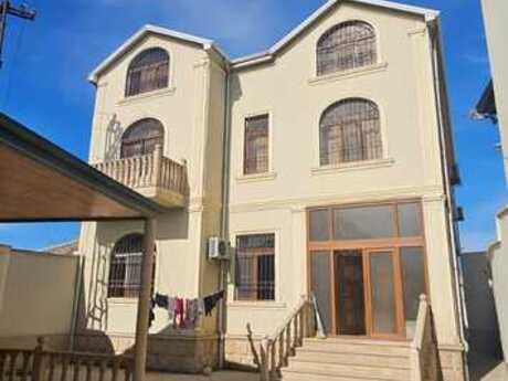 7 otaqlı həyət evi/bağ evi - Bakıxanov q. - 300 m²