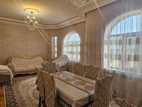 7 otaqlı həyət evi/bağ evi - Bakıxanov q. - 300 m²