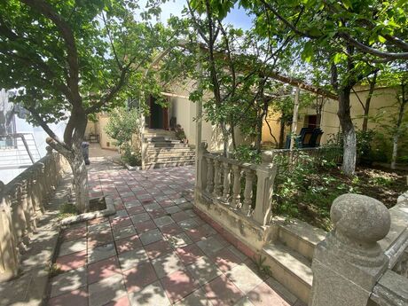 5 otaqlı həyət evi/bağ evi - Nəsimi m. - 94 m²