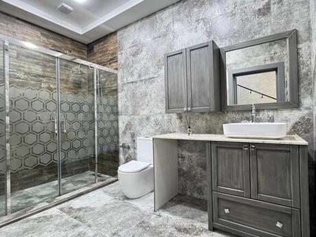 House with Garden, Villa For Sale