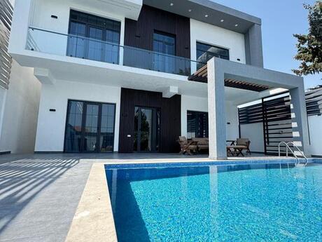 6 otaqlı həyət evi/bağ evi - Mərdəkan q. - 300 m²