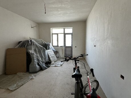 4-комнатная квартира, 160 м², Azadlıq Prospekti: 355 000 ₼ 4