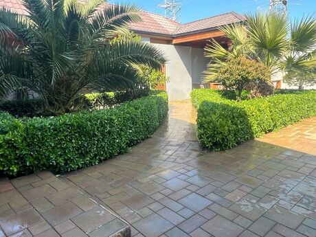 4 otaqlı həyət evi/bağ evi - Mərdəkan q. - 200 m²
