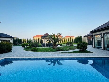5 otaqlı həyət evi/bağ evi - Mərdəkan q. - 350 m²