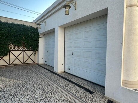 6 otaqlı həyət evi/bağ evi - Mərdəkan q. - 400 m²