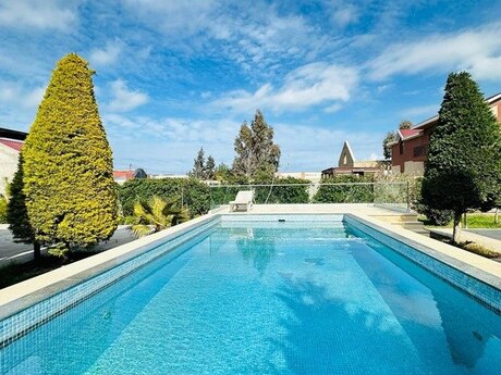 6 otaqlı həyət evi/bağ evi - Bilgəh q. - 400 m²