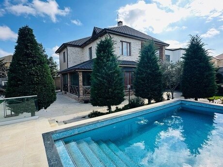 6 otaqlı həyət evi/bağ evi - Bilgəh q. - 400 m²