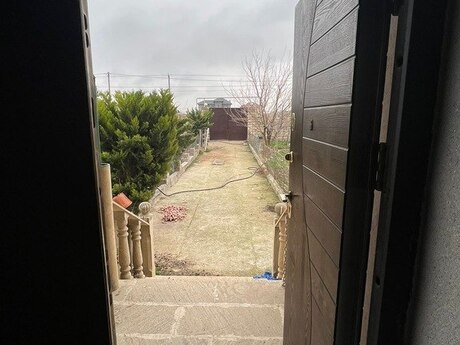 4 otaqlı həyət evi/bağ evi - Kürdəxanı q. - 180 m²