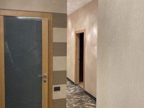 3 otaqlı yeni tikili - 8 Noyabr m. - 146 m²