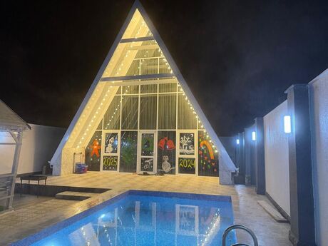 4 otaqlı həyət evi/bağ evi - Mərdəkan q. - 200 m²