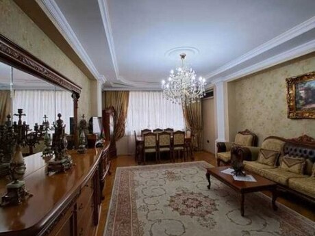 4 otaqlı yeni tikili - Nəsimi r. - 204 m²