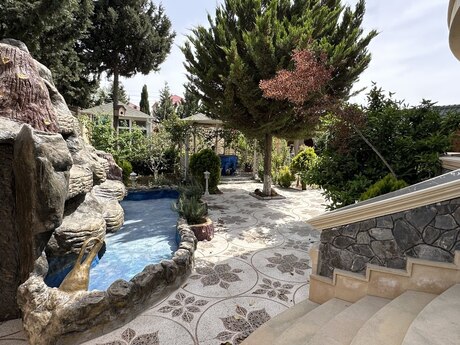 7 otaqlı həyət evi/bağ evi - Xırdalan - 220 m²