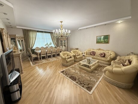 4 otaqlı yeni tikili - Gənclik m. - 221 m²