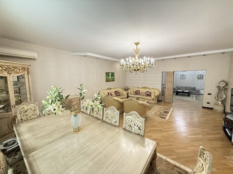 4 otaqlı yeni tikili - Gənclik m. - 221 m²