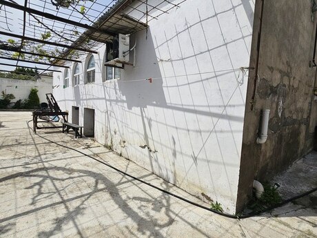 3 otaqlı həyət evi/bağ evi - Şüvəlan q. - 110 m²