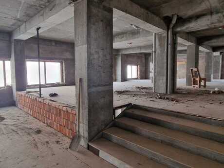 Obyekt - Şah İsmayıl Xətai m. - 1000 m²