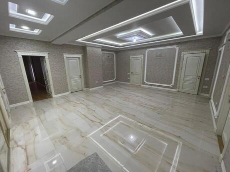 Elan №5159803 - Bakı, Nəsimi r., 4 otaqlı, 240 m², 10/19 mərtəbə