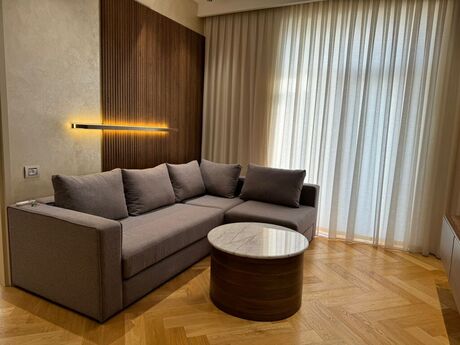 3 rooms · 90 m² · floor 6/7, Ağ şəhər