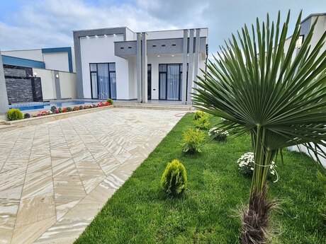 4 otaqlı həyət evi/bağ evi - Şüvəlan q. - 150 m²