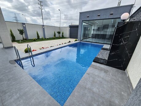 4 otaqlı həyət evi/bağ evi - Şüvəlan q. - 150 m²