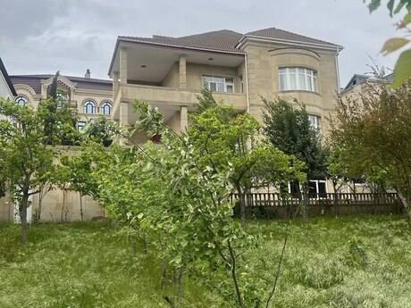 9-комн. дом/дача - м. Кара Караев - 390 м²