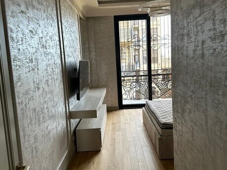 3 otaqlı yeni tikili - 28 May m. - 175 m²