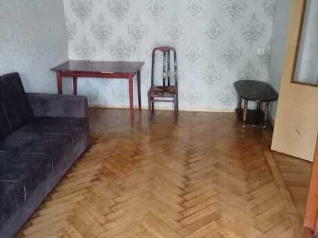 1-комн. вторичка - м. Сахил - 30 м²