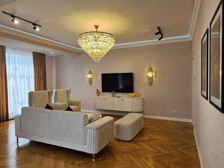 3 otaqlı mənzil, 150 m², Nərimanov: 595 000 ₼ 2