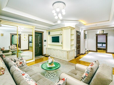 4-room apartment for rent, 125 m², Şah İsmayıl Xətai: 60 ₼/mo 5