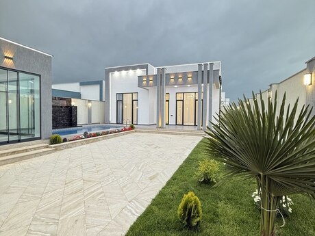 4 otaqlı həyət evi/bağ evi - Şüvəlan q. - 150 m²