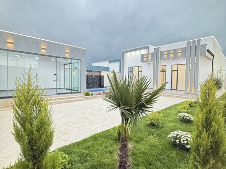 4 otaqlı həyət evi/bağ evi - Şüvəlan q. - 150 m²