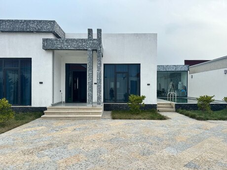 4 otaqlı həyət evi/bağ evi - Mərdəkan q. - 200 m²