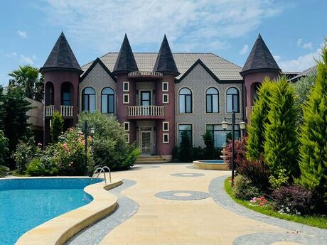 6 otaqlı həyət evi/bağ evi - Mərdəkan q. - 350 m²