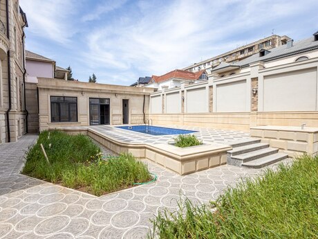 Həyət evi/Bağ evi - Binəqədi r. - 950 m²