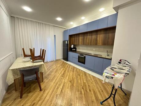3 otaqlı yeni tikili - Ağ şəhər q. - 130 m²